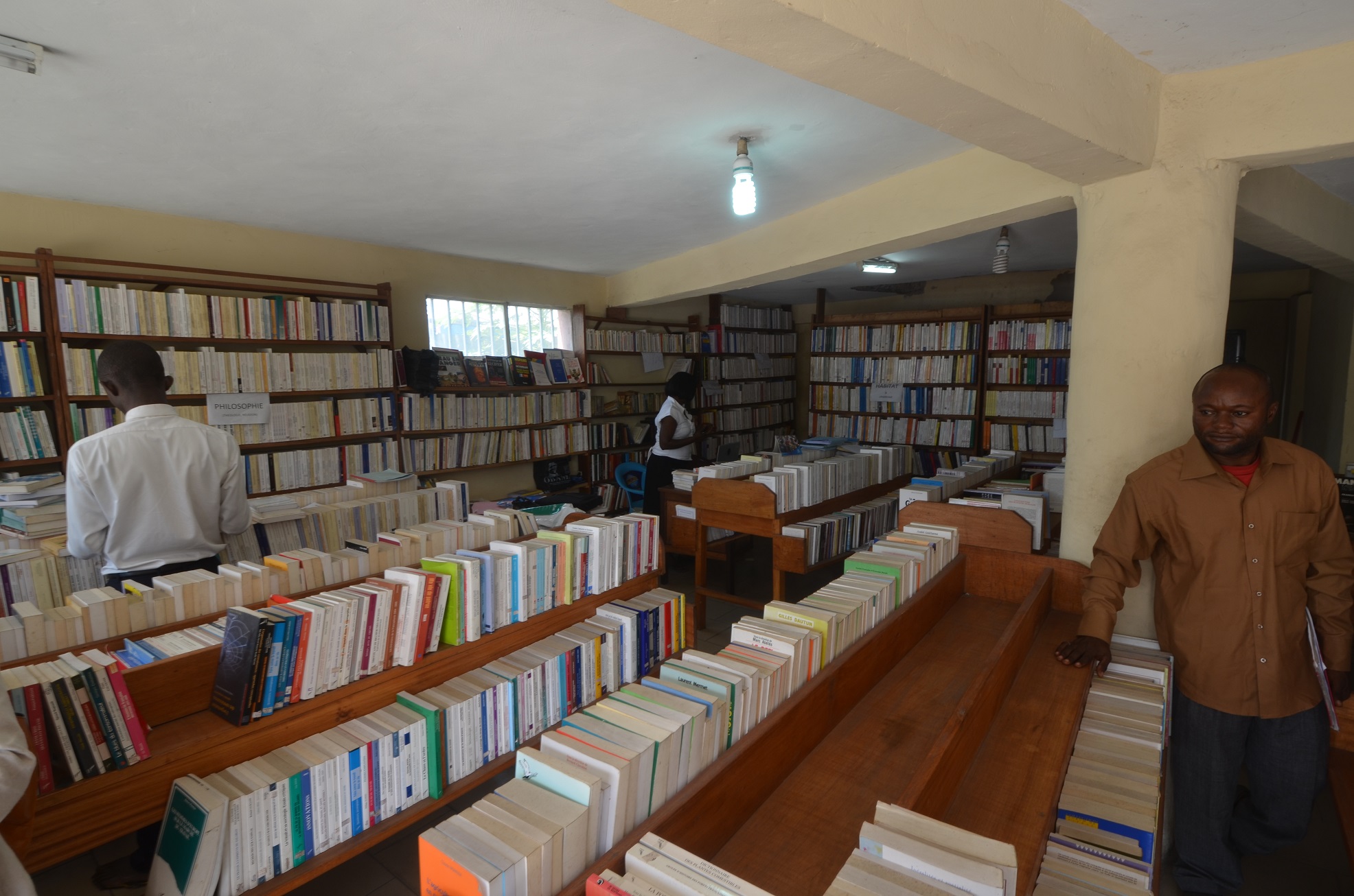 Librairie l’Harmattan de Kinshasa. Crédit photo : GW