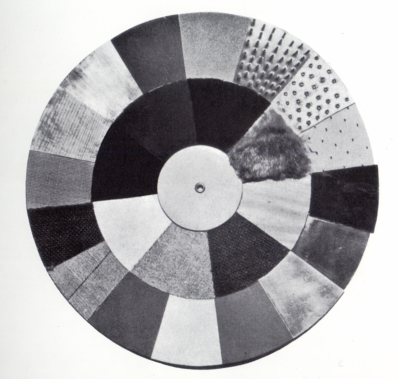 Illustration 1: Bauhaus tactile board