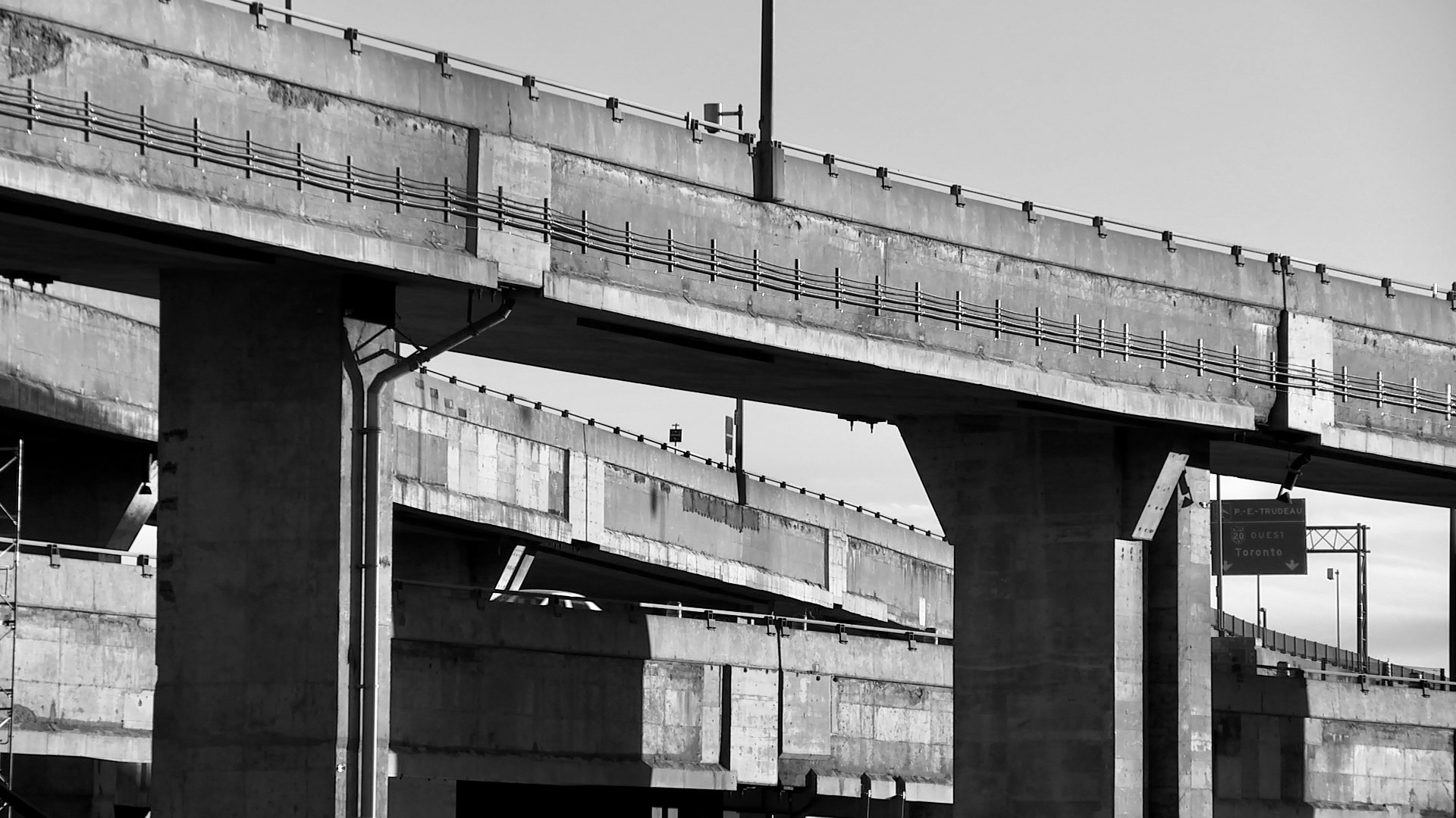 Une section de l’ancien échangeur Turcot, 2016.