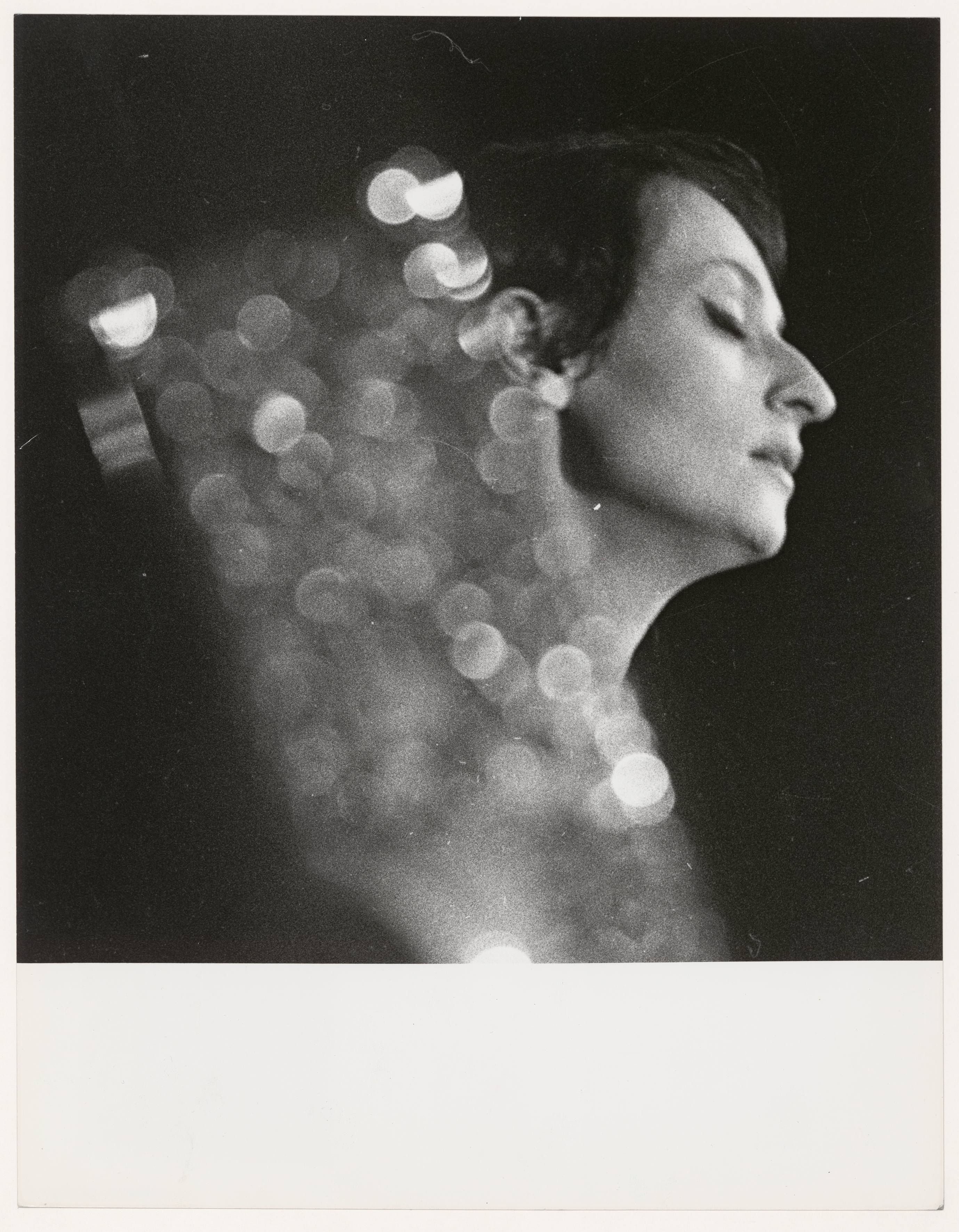 Barbara sur scène – Photo Marcel Imsand. Crédits : service de presse de la BnF (2026)